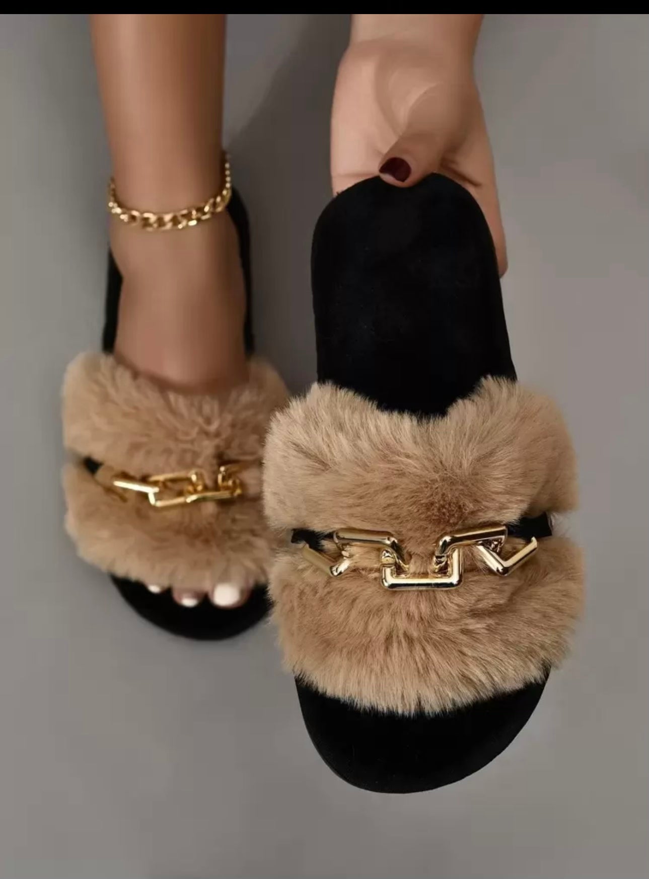 DESIGNER SLIPPERS