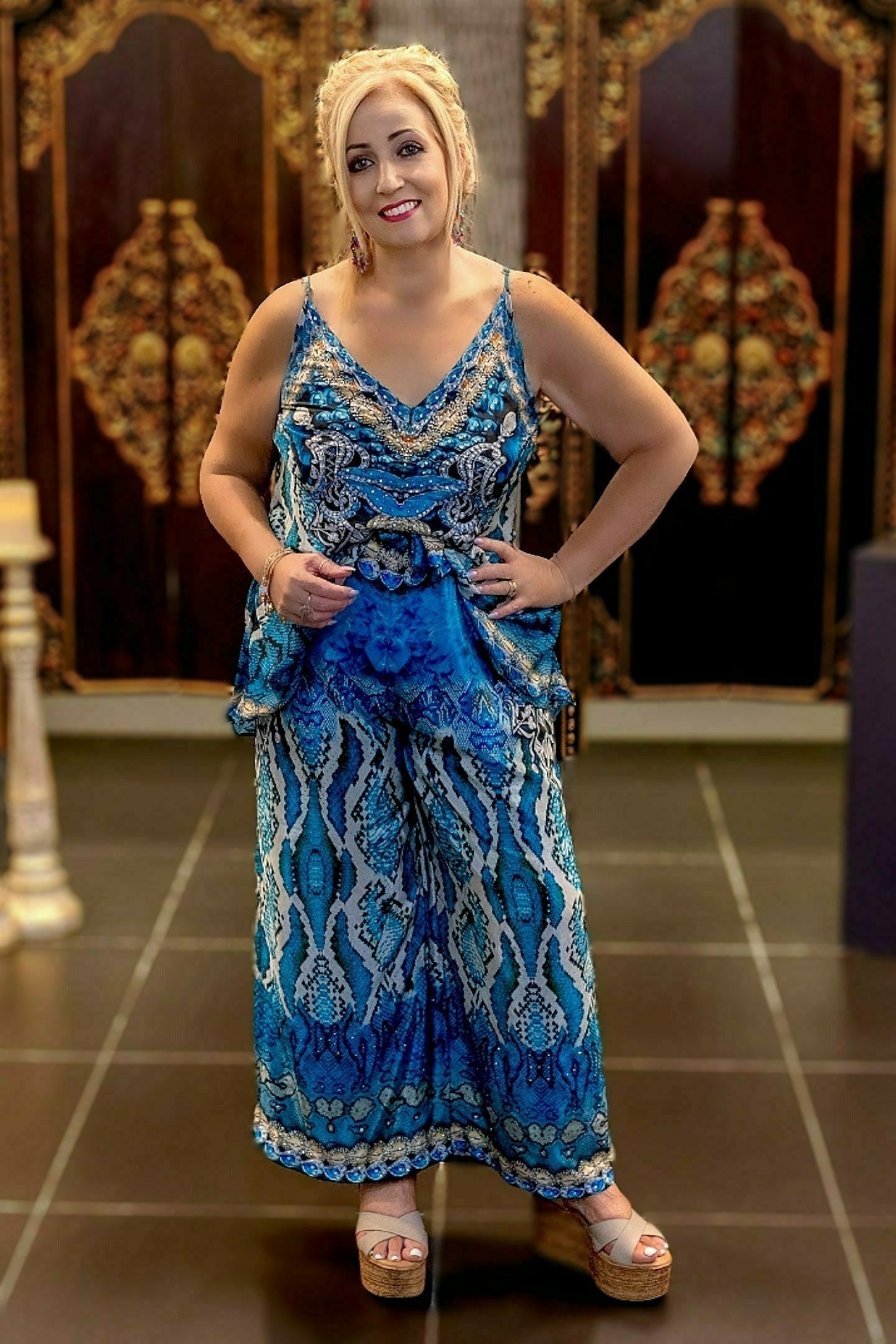 FIRST EDITION COLLECTION - Cami Top henleycollections